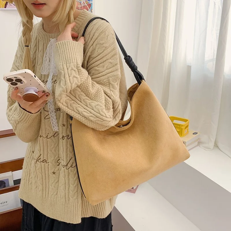 

Luxury Brand Famous Designer Women's Leather Crossbody Bag Popular Classic Elegant Shoulder Messenger Handbag