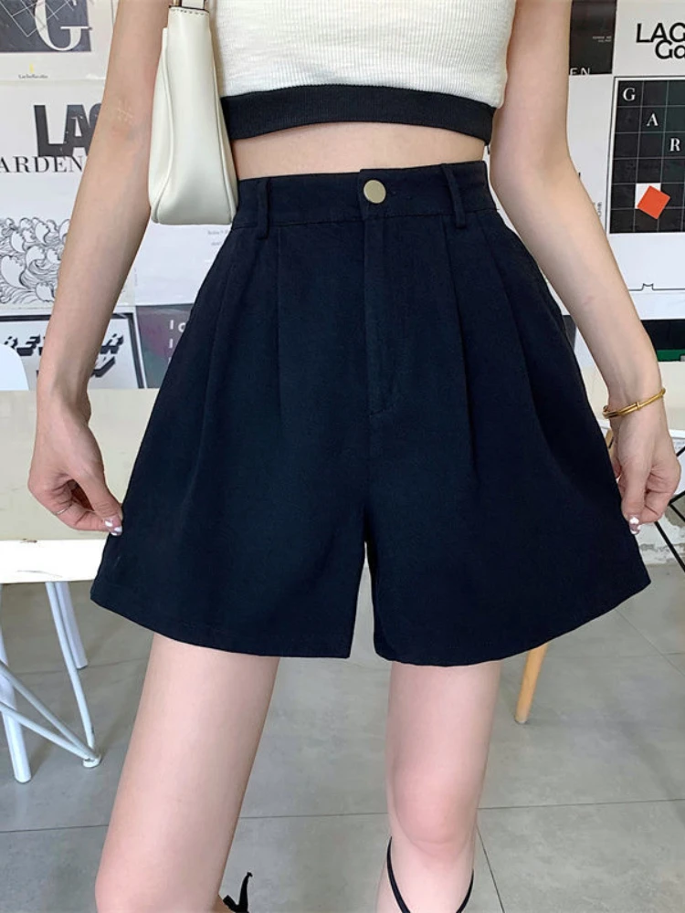 Shorts Women Leisure Simple Folds Streetwear Design Solid Summer Daily Fashion All-match Chic Comfortable Ulzzang Fit High Waist