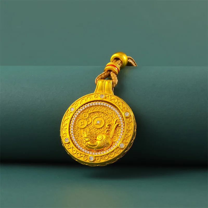 24k Gold Plated Rotatable Pixiu Eight Treasures Compass Pendant Iced Out Cubic Zirconia Chinese Feng Shui Lucky Wealth Attractin