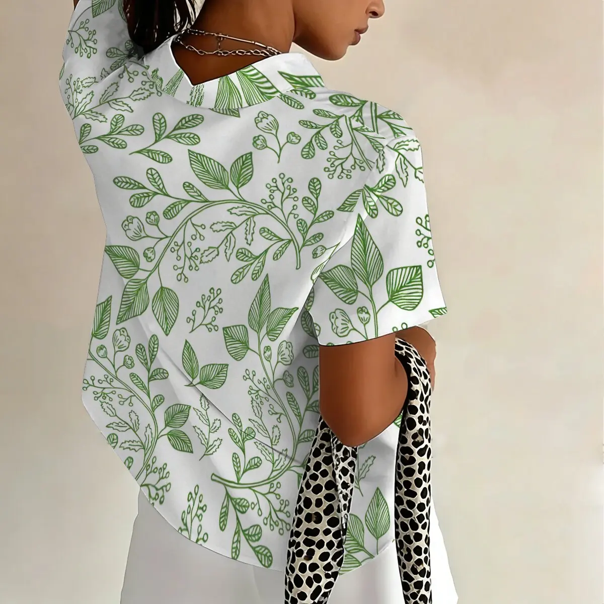 Trendy Plus-Size Women's Short-Sleeve Shirt with Fresh Green Leaf Design, Cool and Casual for Summer Outings, Suitable for Workp image 4