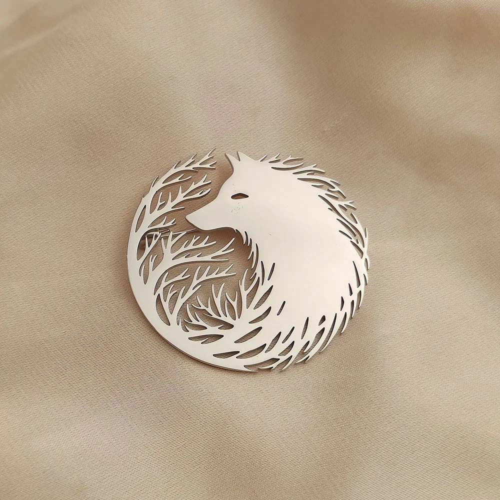 Creative Tree-Pattern Wolf Brooch Luxury Suit Lapel Pin Men's and Women's Coat Badge Wedding Party Gift Waterproof Jewelry view 5
