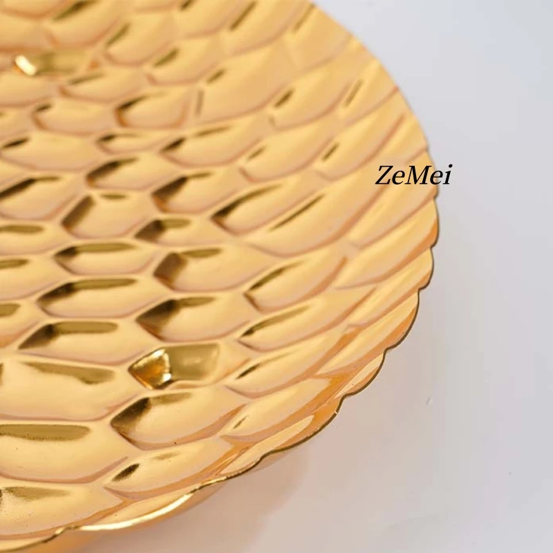 Elliptical Fruit Plate, European-Style Exquisitely Carved Hammer Texture Metal Cake Tray, Home Dessert Snack Plate Decoration view 4
