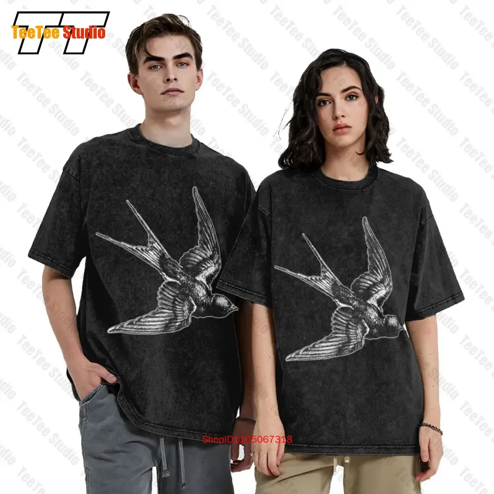 Mens Or Swift Swallow Bird Nature Korean Style Oversized T-Shirt HHEQ