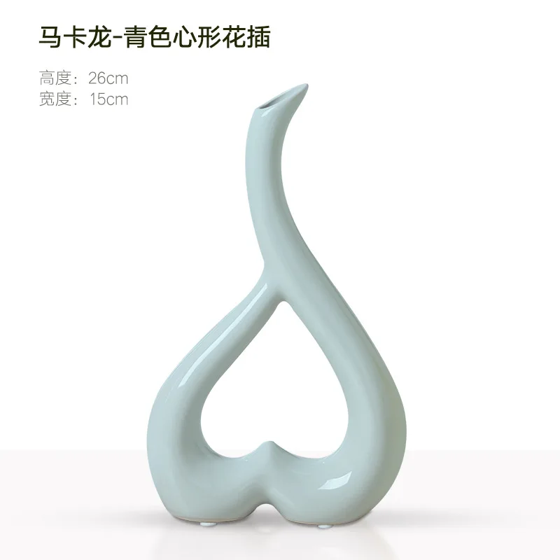 Creative simple decoration Jingdezhen ceramic vase ornament wedding gift heart flower arrangement