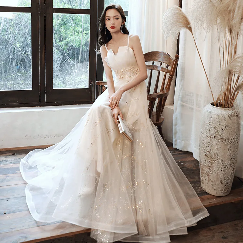 女性の 2025 新しいスタイルストラップイブニングドレスチュールスパンコールパーティー高貴なメイドドレス魅力的なオフショルダー妖精のようなミニドレス