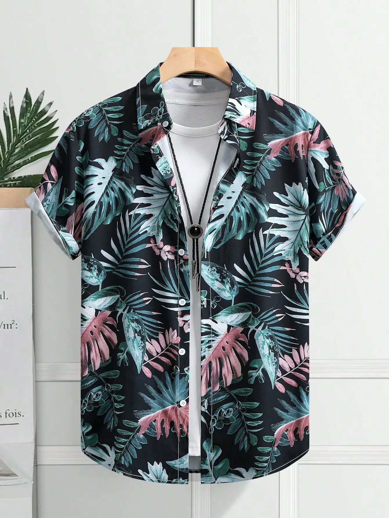 

Men's Tropical Leaf Print Short Sleeve Casual Shirt for Summer Vacation