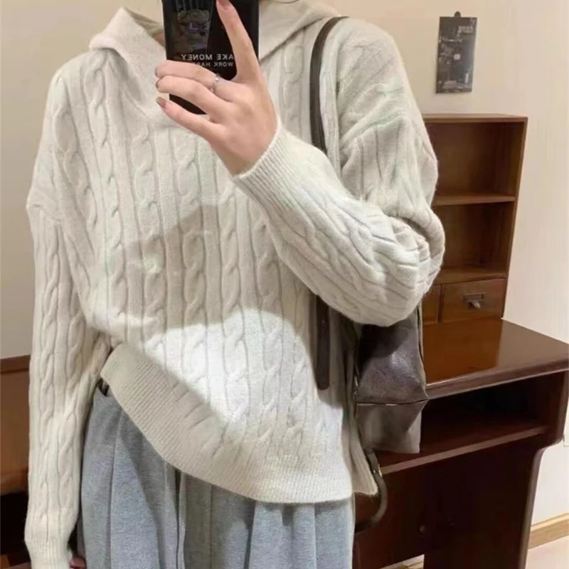 Damski sweter vintage koreański 2025, skręcony, jesienno-zimowy, modny, jednolity kolor, z kapturem, luźny, ciepły, dzianina w stylu Harajuku.