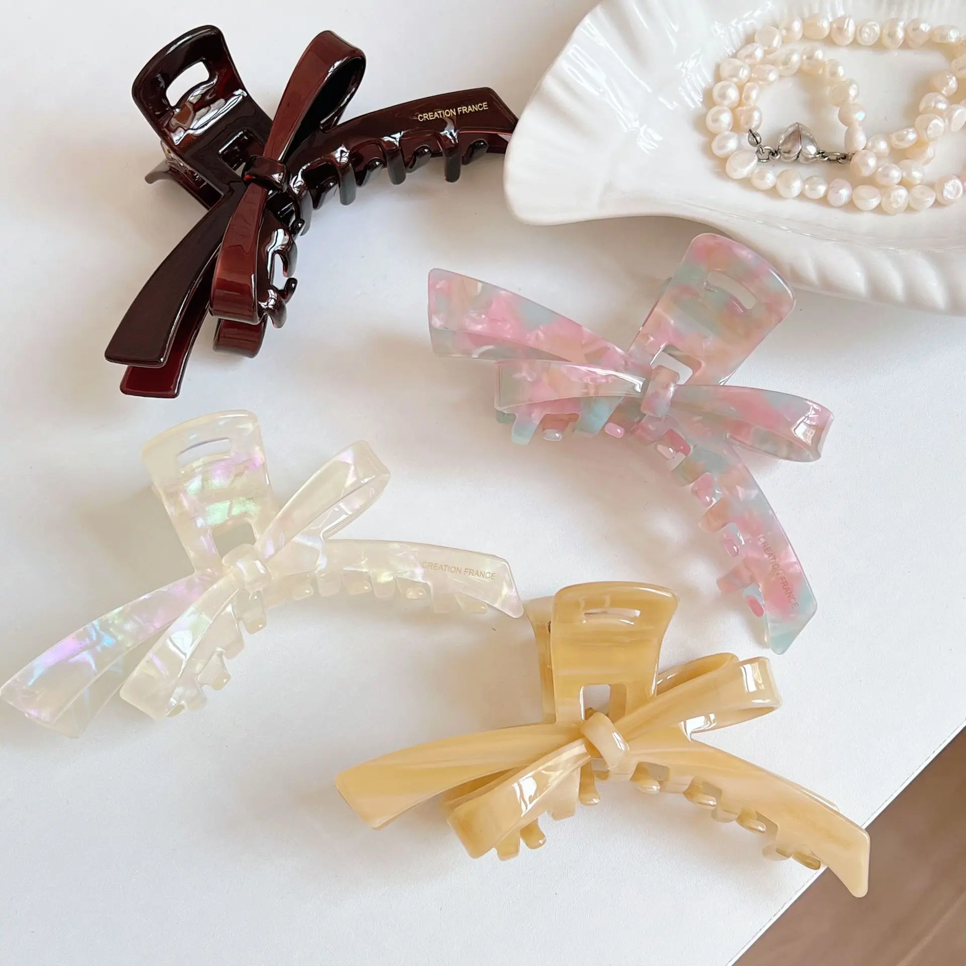 

Fashionable Simple Acetic Acid Three-Dimensional Hollow Bow Hair Clip Exquisite And Versatile Elegant Large Shark Clip