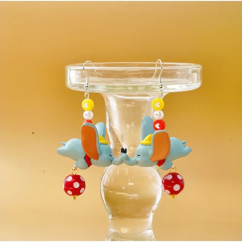 Disney lindo Dumbo pequeño corazón en forma de cúpula de cristal hecha a mano regalos fanáticos