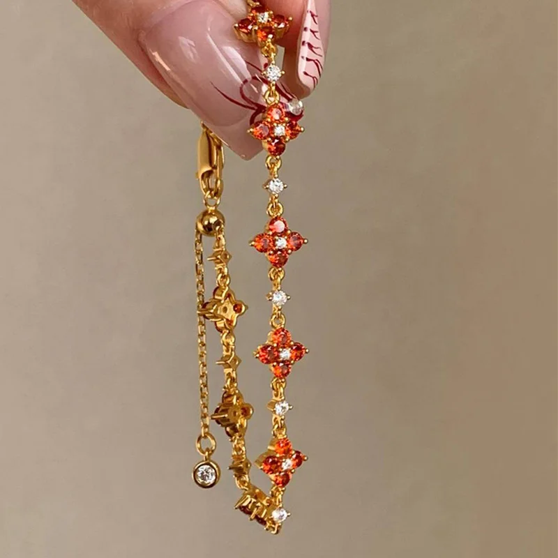 Versilbertes Vierblättriges Kleeblatt-Armband mit Türkis und Klarem Zirkon, Verstellbare Kette, Eleganter Alltagsschmuck für Damen, Geschenk – Detail 2