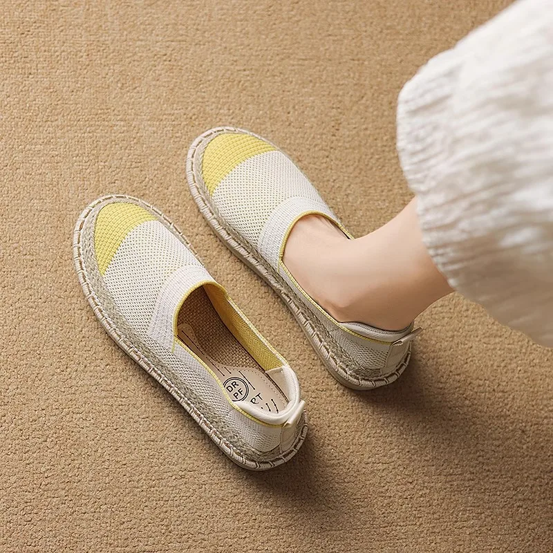 صياد أحذية النساء 2025 جديد الصيف تنفس شبكة أحذية أمومة بكين القديمة القماش أحذية لينة وحيد حذا فردي للسيدات