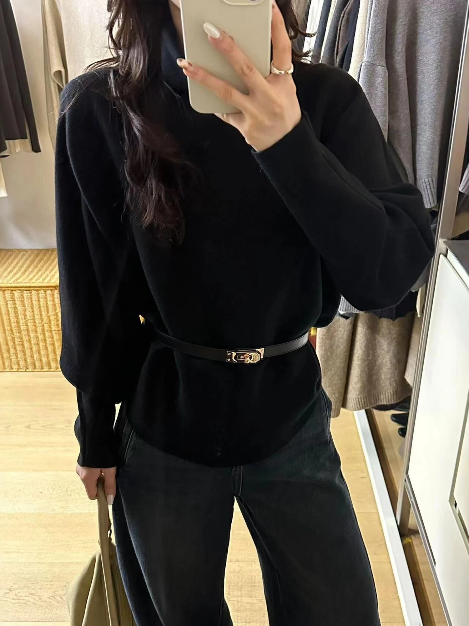 Retro High Collar Long Sleeve Knitted Base Shirt Women's Loose Slimming Sweater Autumn Winter Inner Wear High-End Feeling Top