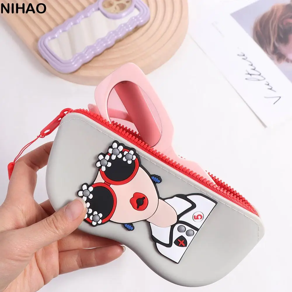 

Multifunctional Silicone Glasses Bag Dustproof Cartoon Silicone Eyeglasses Case Coin Purse Waterproof Sunglasses Storage Clip