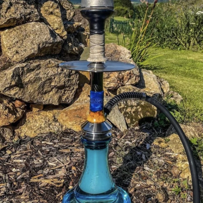 Domestic German hookah to domestic bar and nightclub carbon fiber pot.