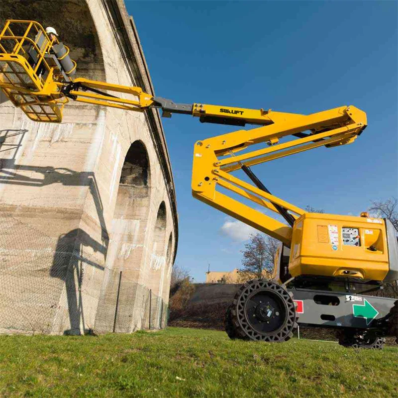Diesel Engine Self Propelled Electric Battery Articulated Boom Lift 15m 17m up and Over Platform Tree Trimming Boom Lift