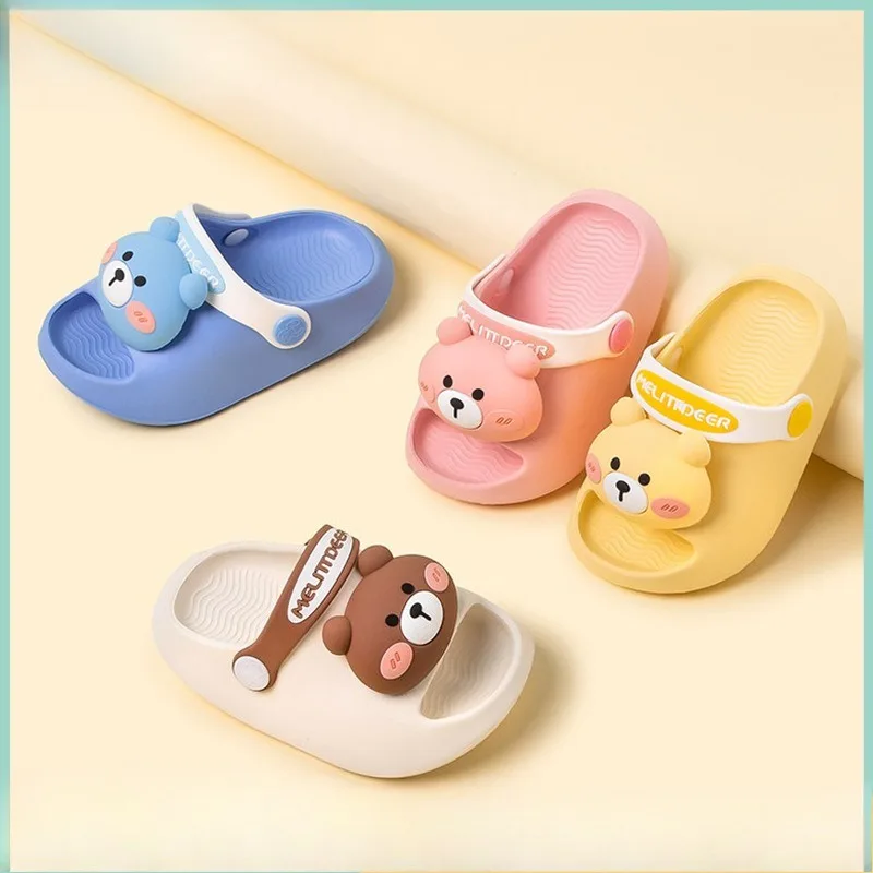 Children's Slippers, Summer Boys' Sandals, Baby Indoor Slippers, Non-Slip and Lightweight Girls' Hole-Patterned Sandals