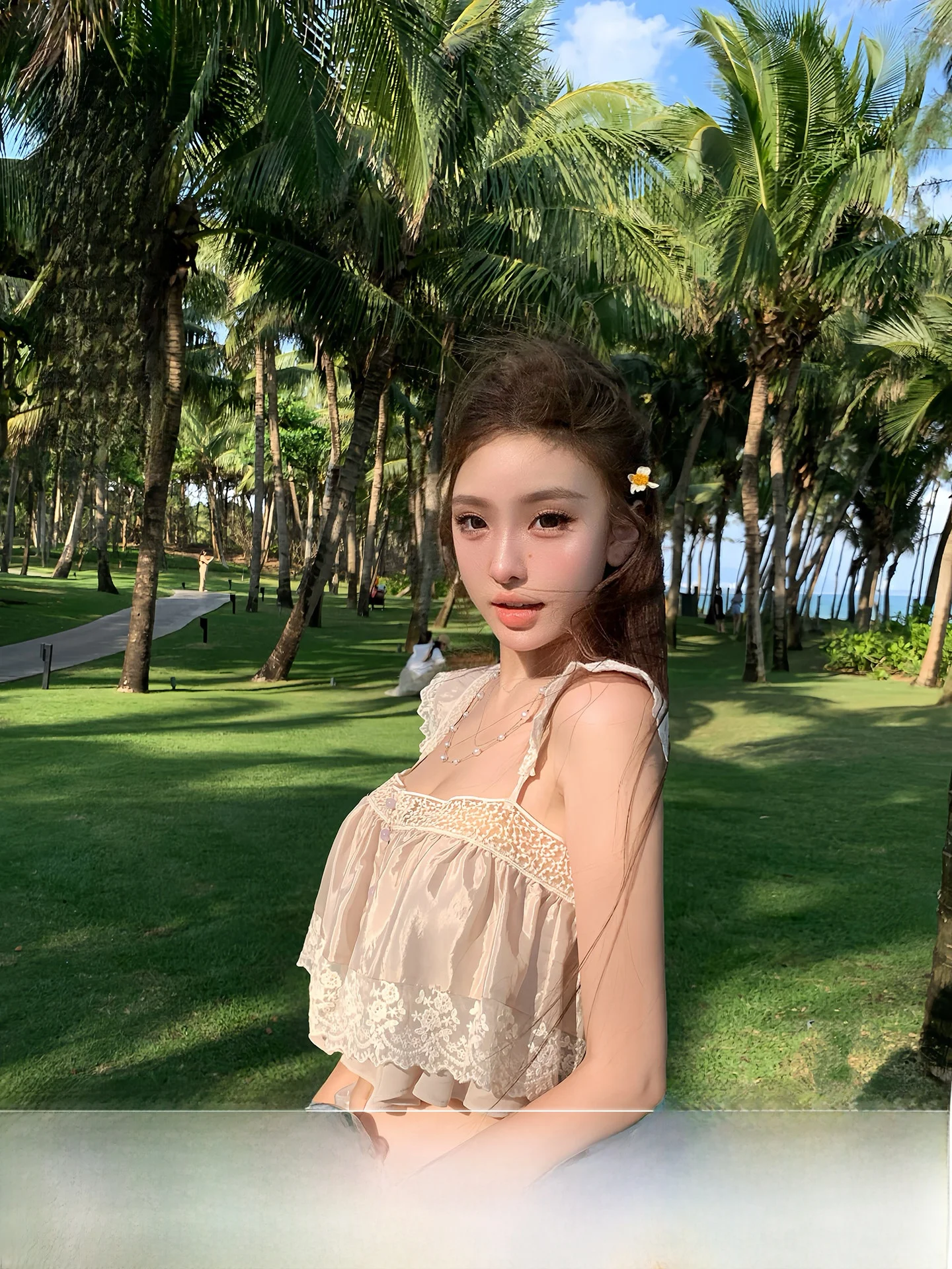 

OYFF Soft Light Lace Halter Top And Long Skirt Set Women's Semi-Body Long Skirt Set And Clear Floral Design