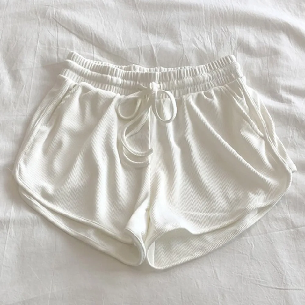 Cómodos pantalones cortos de pierna ancha de color sólido para mujer con detalle de cordones y material de hilo de seda helada para uso en primavera al invierno