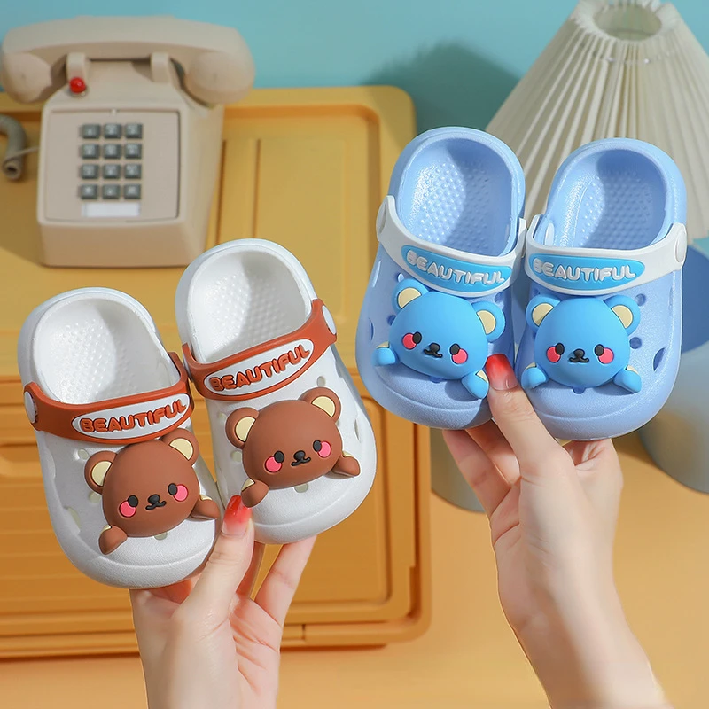 Children Cave Hole Slippers Summer Cute Cartoon Bear Kids Boys Girls Sandals Soft Sole Anti Slip Beach Shoe Baby Mules Clogs 슬리퍼