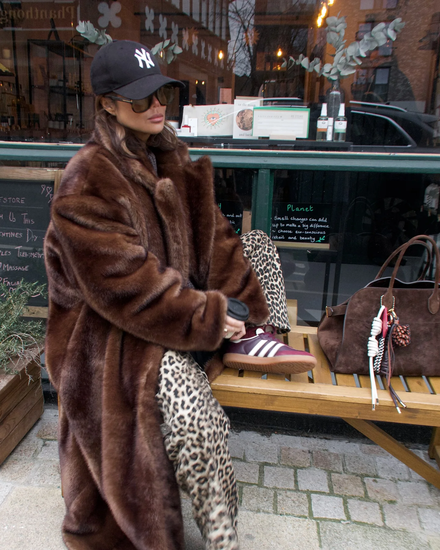 여성용 다크 다크 브라운 인조 모피 롱 오버코트, 싱글 브레스트 플리스 재킷, 트렌치 코트, 푹신한 플러시 따뜻한 코트, 2023 겨울 신상