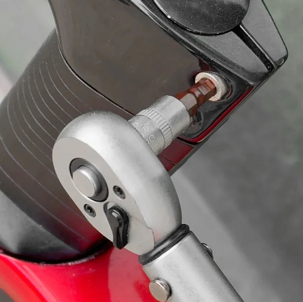 

28pcs/Set 2-24N.m 1/4 Inch DrivePrecise Double Scale Torque Wrench Bike Socket Spanner Motorcycle Ratchet Repair Toolbox Kit