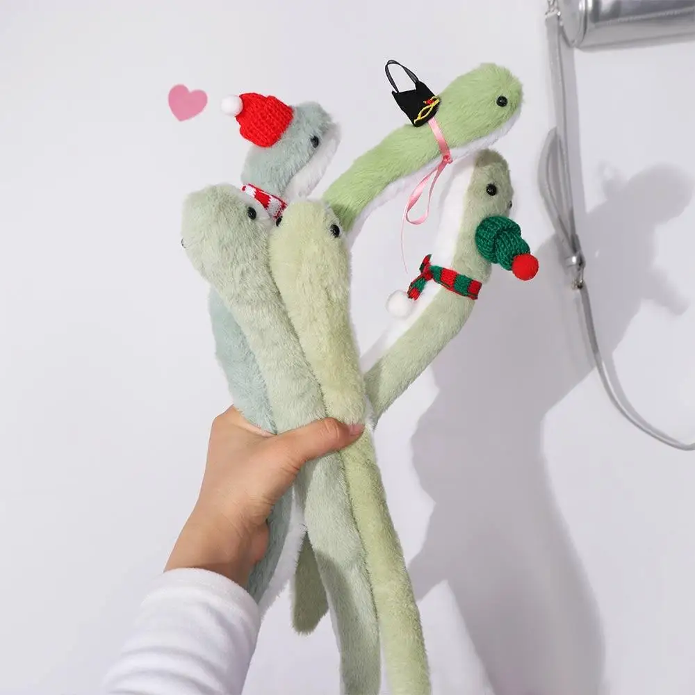 

Plush Year of The Snake Plush Toy Little Snake Wrap Around Arm Snake Stuffed Plush Doll Cartoon Soft Green Snake Animal Doll