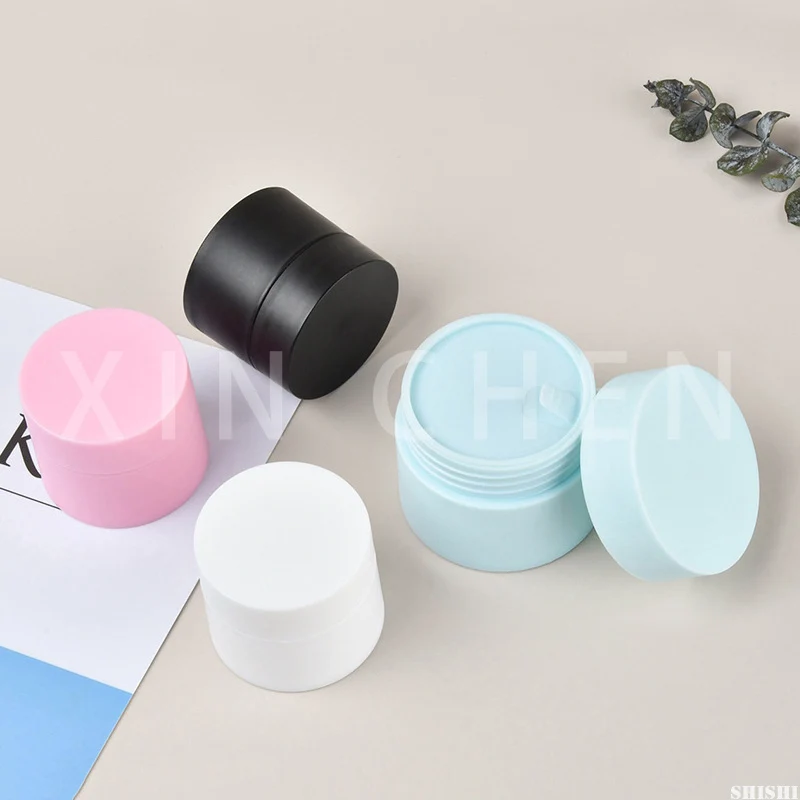 30pcs Frosted Face Cream Box Empty Eye Shadow Lotion Container Plastic Travel Box with Lid Refillable Bottle 5g 15g 20g 30g 50g