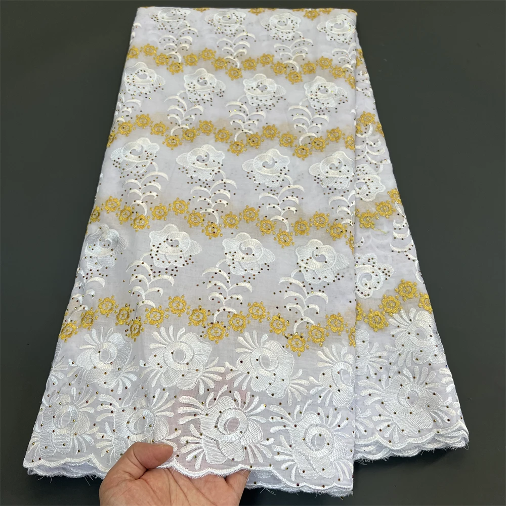 2024 Latest Dry lace embroidery African 100% cotton fabrics White and gold Hot Selling Swiss voile lace for Wedding Party hz1319