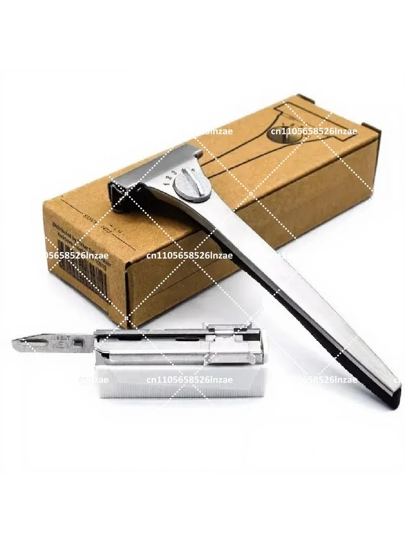 Men's Adjustable Safety Razor with 20 Single-Edge Blades for Smooth Shaving