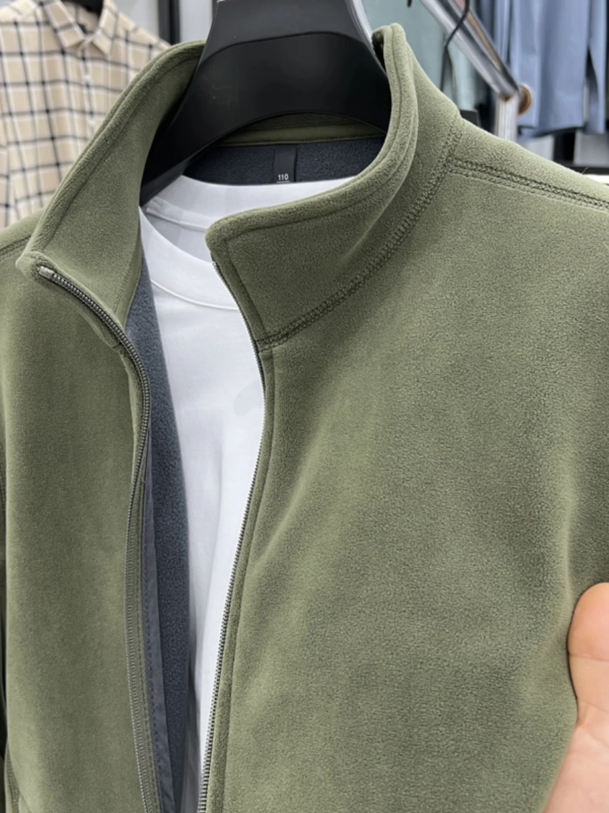 

High-End Men's Fce Lined Hoodie Jaet Loose Faionable Autumn Winter Zipper Sweatirt Casual Urban Sle Stand Collar