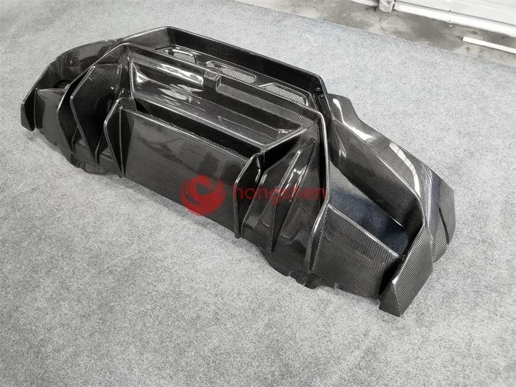 

Комплект кузова заднего бампера из углеродного волокна, V-образный диффузор, автомобильные компоненты для автомобильных бамперов для Lamborghini Huracan LP610 LP580