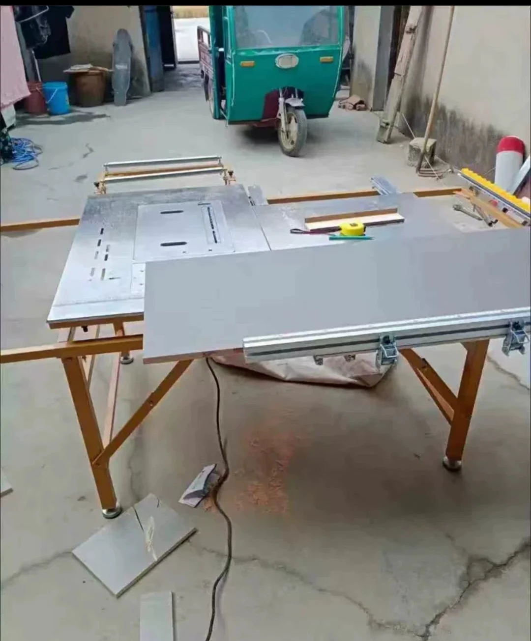 

Stainless steel precision push table saw, extending on all sides, strong load-bearing, folding multi-functional machine,