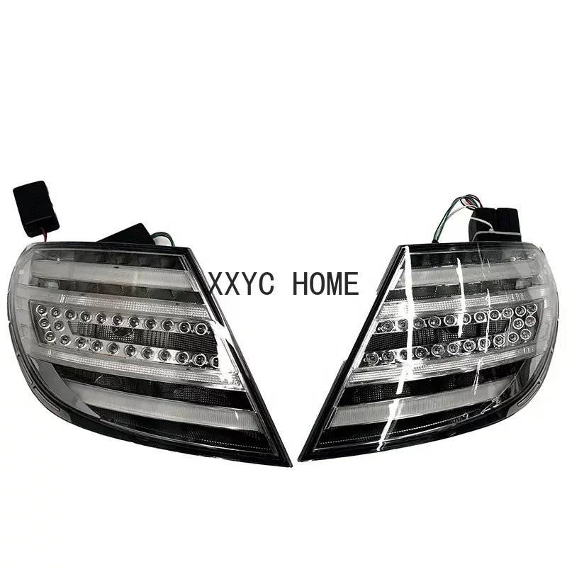 W204 Halogen Upgrade Smoked LED Tail Light for Mercedes Benz C Class C200 C250 C300 Year 2008-2010