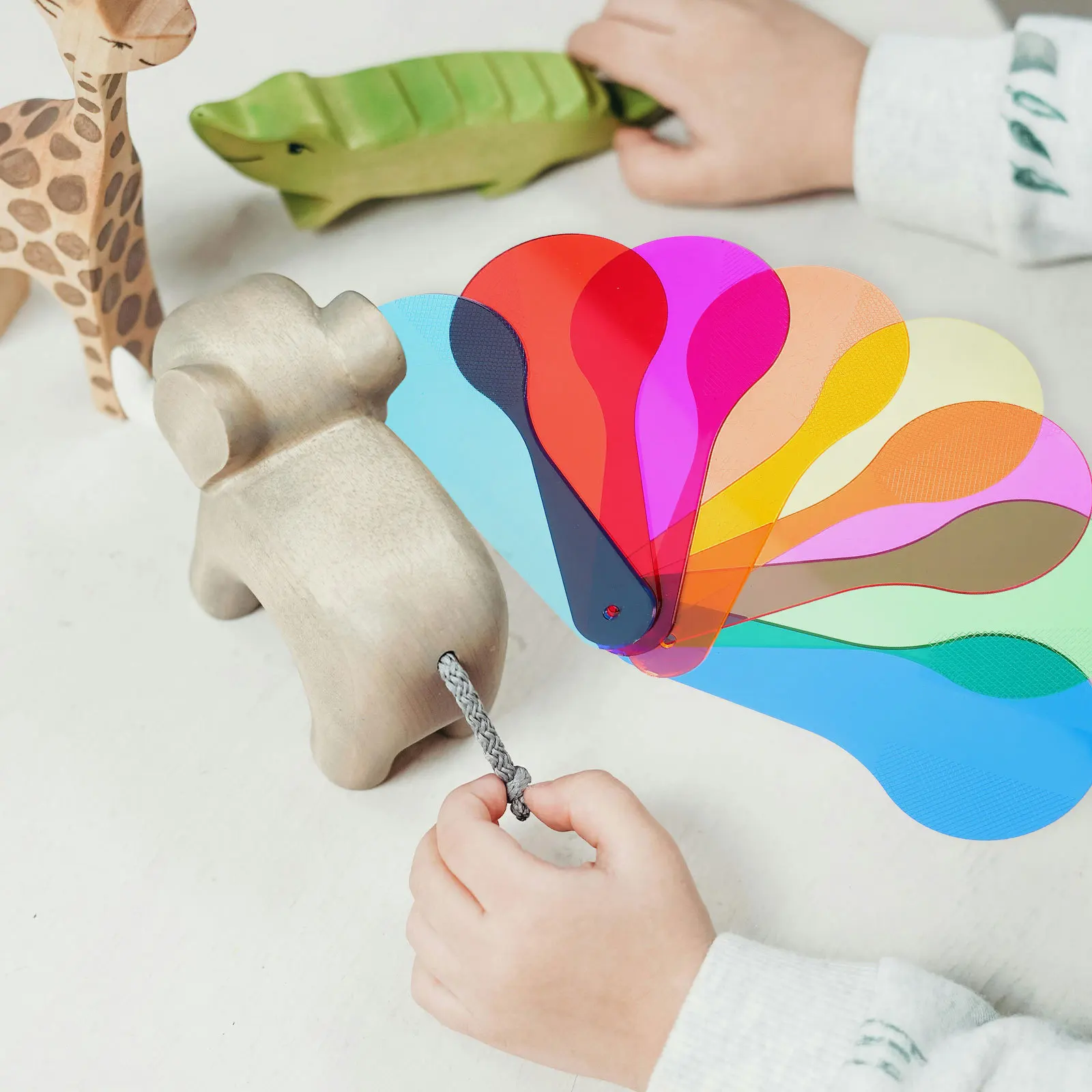 16 قطعة لون شفاف فيلم لوح مرشح الألوان مرشحات ضوء عالية الشفافية للأطفال أدوات التدريس التجارب العلمية