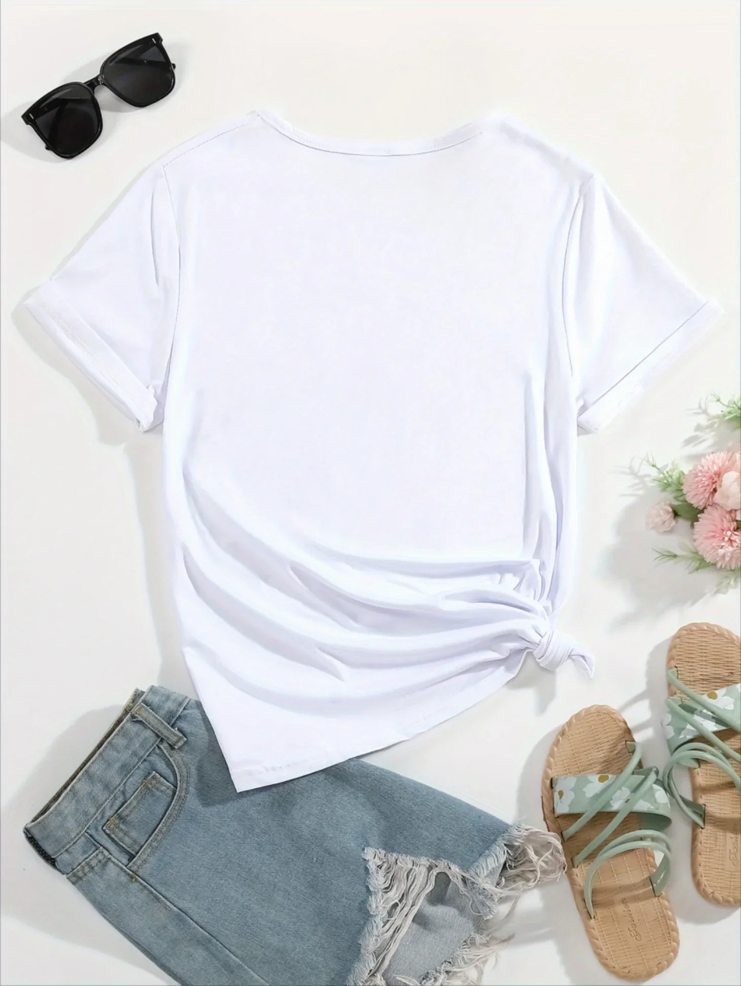 Damska koszulka z krótkim rękawem, okrągły dekolt, graficzny nadruk, wygodna na każdą porę roku, w stylu Harajuku z zabawnymi kredkami i gwiazdkami.