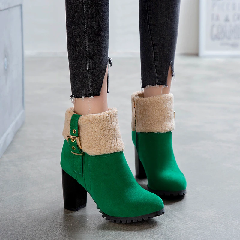 حجم كبير كعب عالي سميك طوق فرو الضأن حزام معدني مشبك قصير التمهيد متجمد قطيع المواد سستة الشتاء حذاء الثلوج عالي الرقبة دافئ