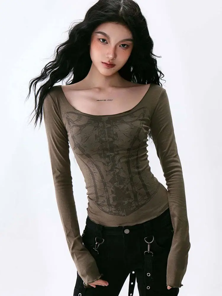 

[Designer model] hot girl big U-neck base shirt women's spring American slim slim slim and beautiful long-sleeved T-shirt top
