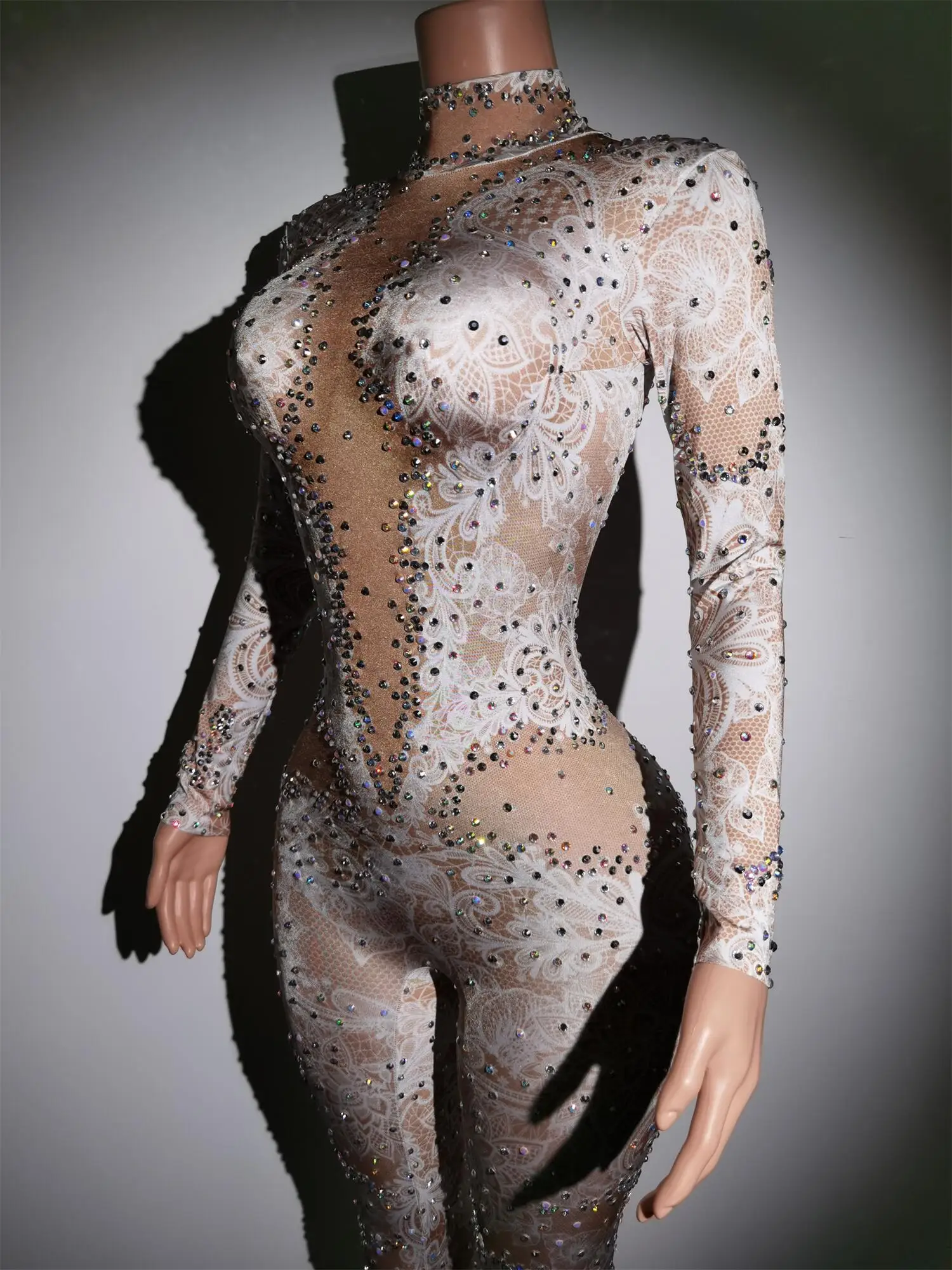 Elegant White Lace Diamond Women Jumpsuit Slim Fit Bodysuit Pole Dance Stage Performance Costume Lady Rhinestone Party Rompers