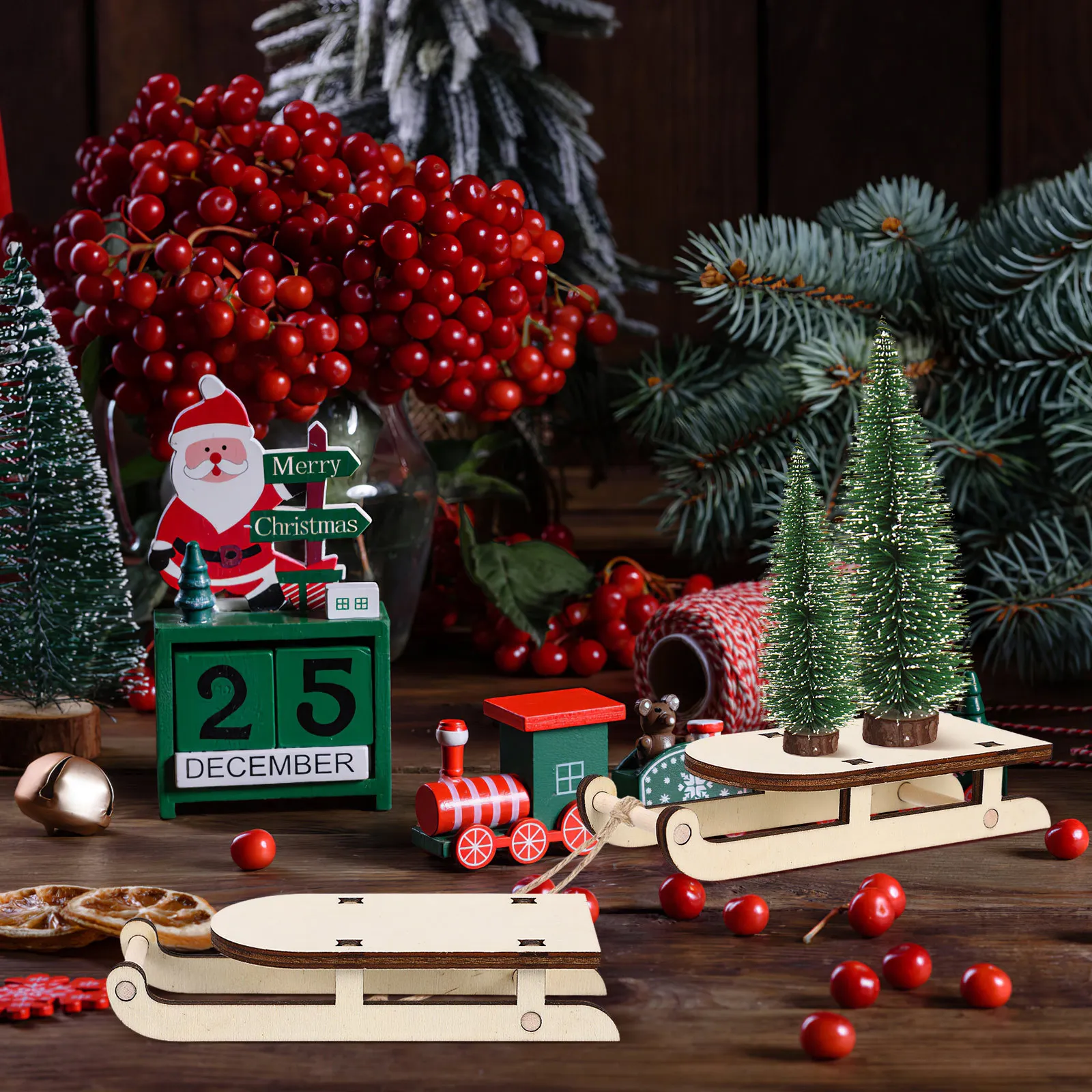 

6Pcs Wooden Mini Sleigh Decorations Multi-Element Christmas Ornaments Tabletop Display for Homes Mini Sleigh Tabletop Ornament