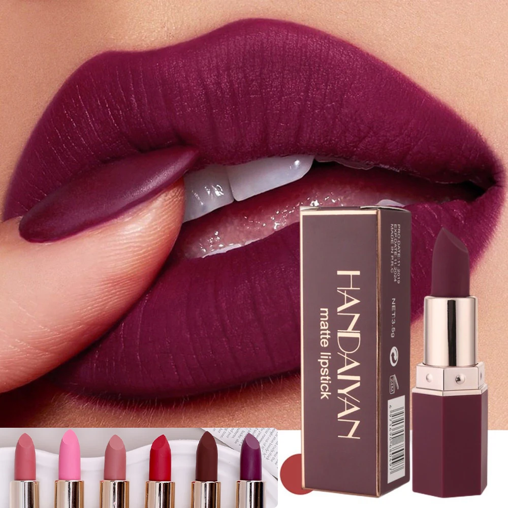 

High-pigmented Matte Lipstick Velvet Waterproof Long-lasting Makeup Lips Cosmetics Nude Velvet Matte Lipsticks Women Lip Gloss