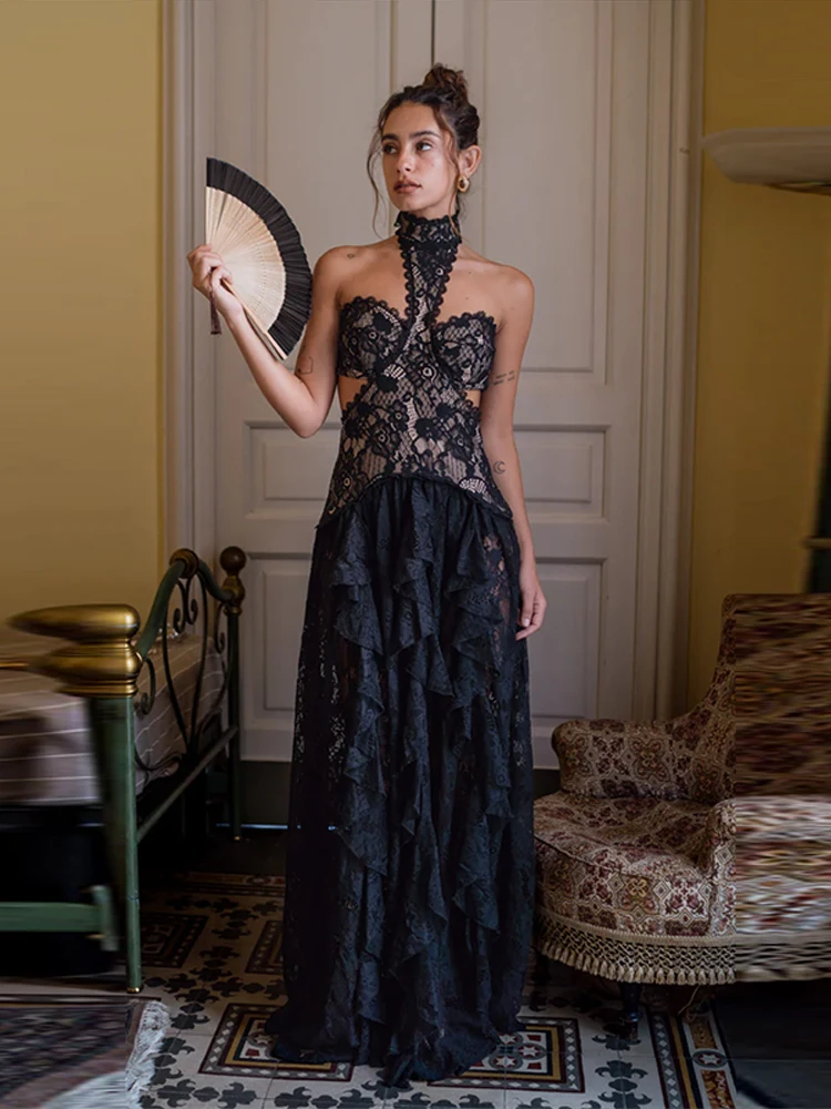 

Chic Backless Halter Maxi Dress with Lace Ruffle, Off-Shoulder Sleeveless Party Gown for Women