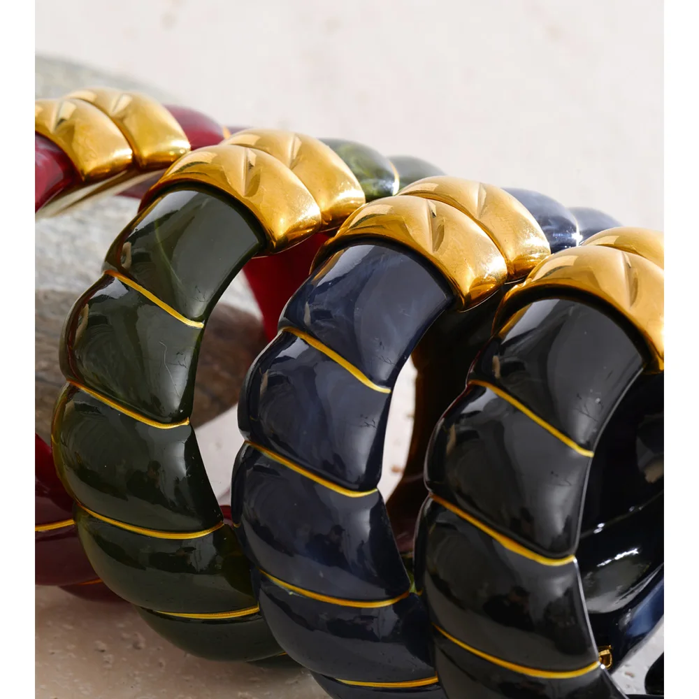 Thumbnail 3 - #13 Trending Gold Bracelets Right Now