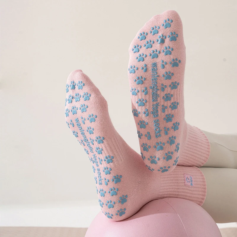 Embroidery letters smile patten Yoga Pilates socks for women Non-slip floor sports Calf socks Fashion all-match trend socks