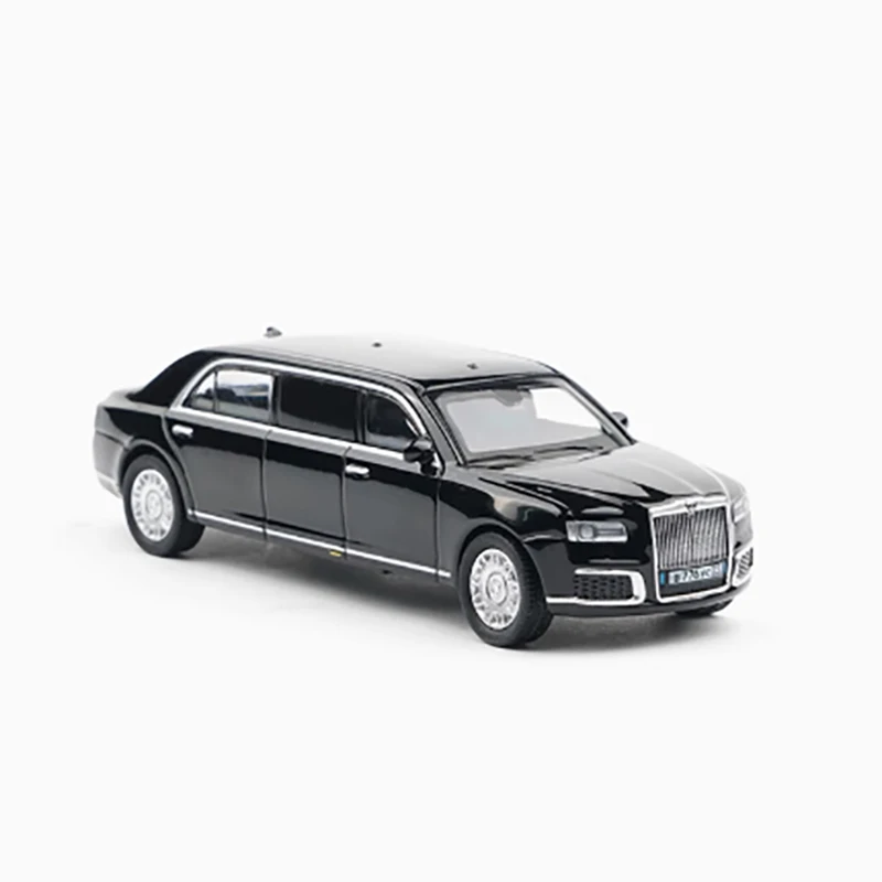 XCARTOYS 1:64 Auto presidenziale russa X12-O1 Modello di auto in lega su piccola scala Hobby Collezionismo Ornamento Giocattoli