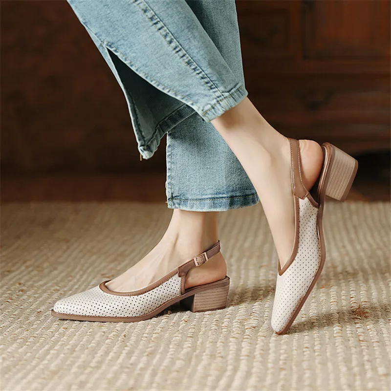 2023 New Fashion Casual Sandals Pointed Toe Summer Sandals Hollow Out Shoes Chunky Heels Sandals for Women Zapatos De Mujer