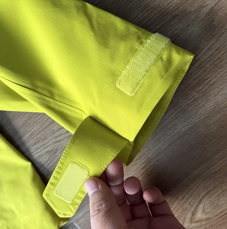 Unisex Windbreaker-Jacke mit Kapuze in Unifarbe – Leichte Reißverschluss-Oberbekleidung für Herbstfahrten und Outdoor-Aktivitäten – Detail 28