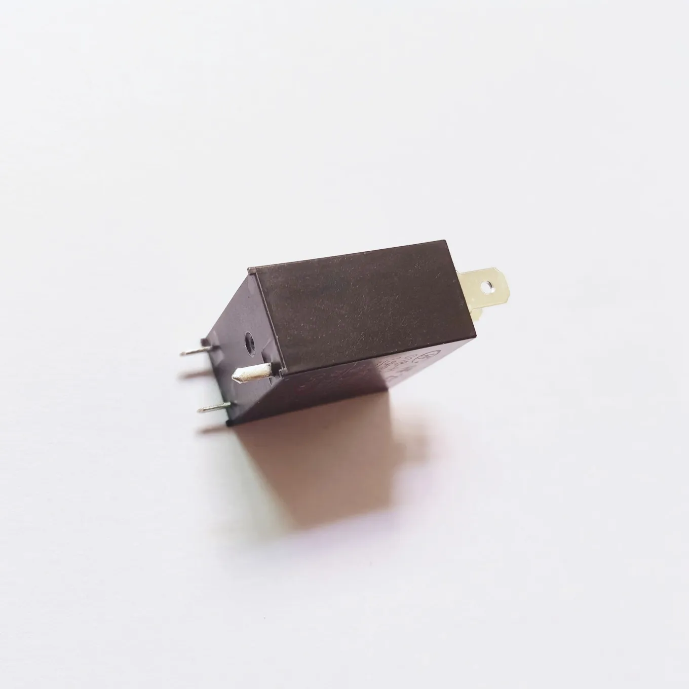 Original new 100% import 18V relay JQC-25F-018-H 3pin 20A250VAC microwave oven dedicated