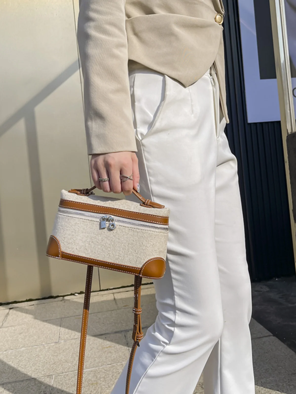 

2024 New Luxury Lunchbox Bag Women's Contrast Color Handbag Casual Crossbody oulder Bag Ci Simple Sle Leather Bag