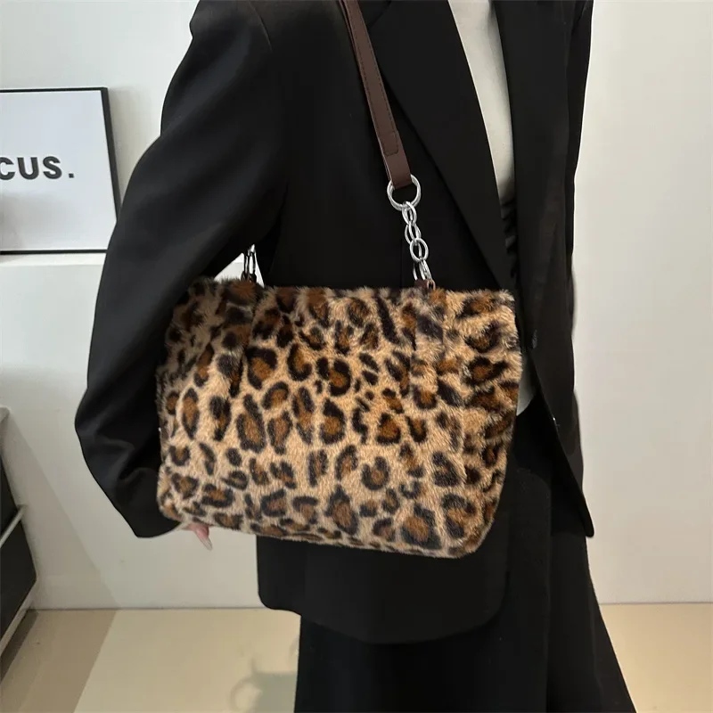 National Style Simple Large Women Leopard Tote Bag Lady Luxury Fluffy Shoulder Bag Chain Large Capacity Commuter Handle Bag