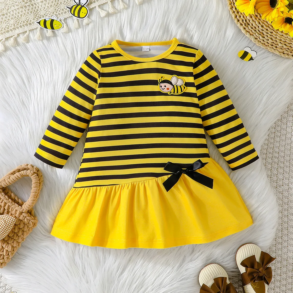 

Winter 2024 Girls Dress Girls Long Sleeve O Neck Striped Prine Bee Yellow Cute Preepy Look Birthday Party Dresses Vestidos 3M-3T